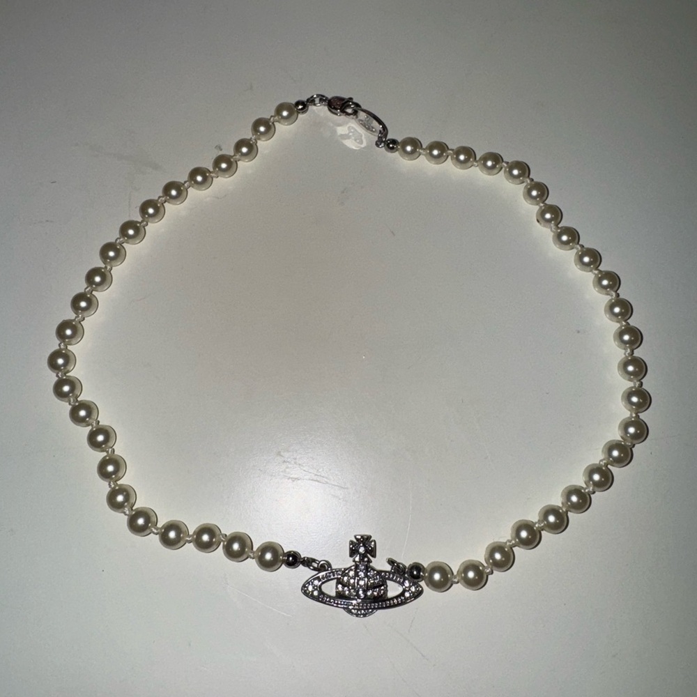 Mini Bas Relief Pearl Choker by Vivienne Westwood